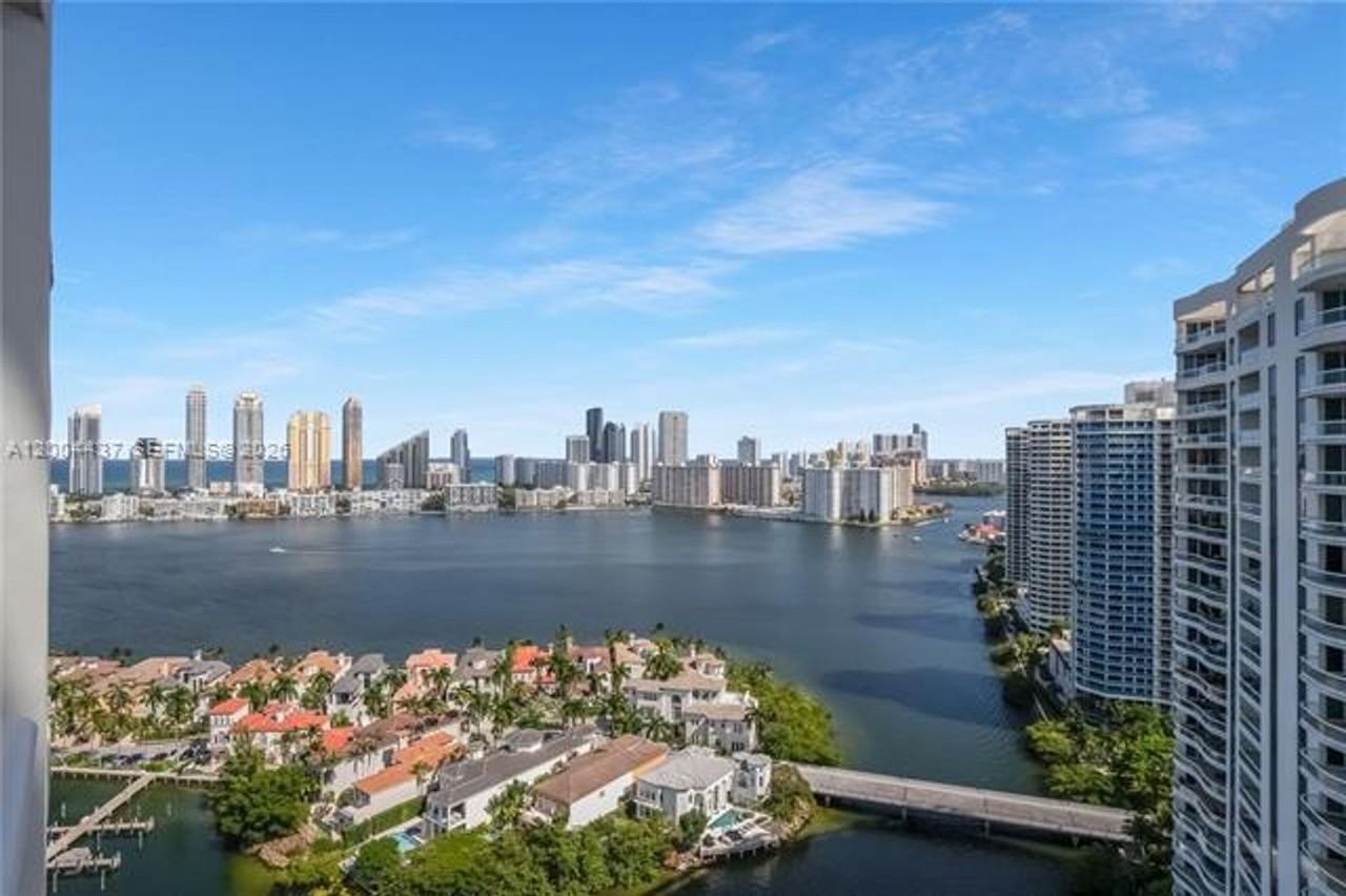 7000 Island Blvd #2802 - Photo 2 of 50