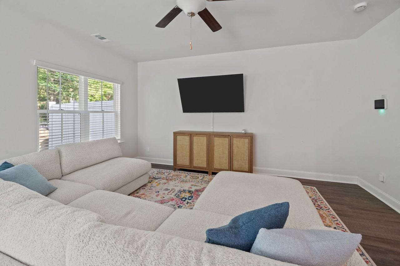 504 Governor Treutlen Cir - Photo 7 of 37