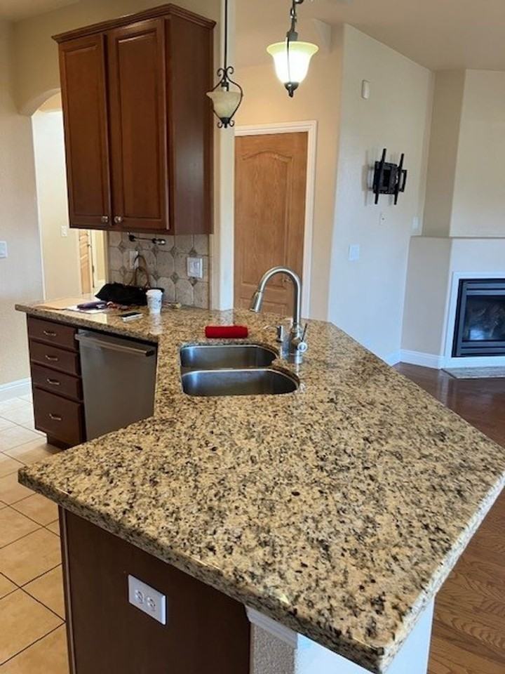 795 Sarcinella Ct - Photo 3 of 10