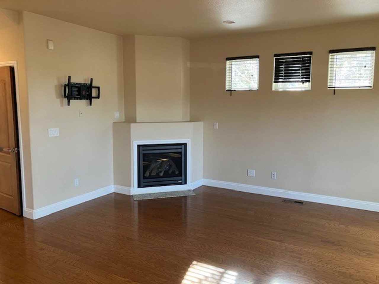 795 Sarcinella Ct - Photo 4 of 10