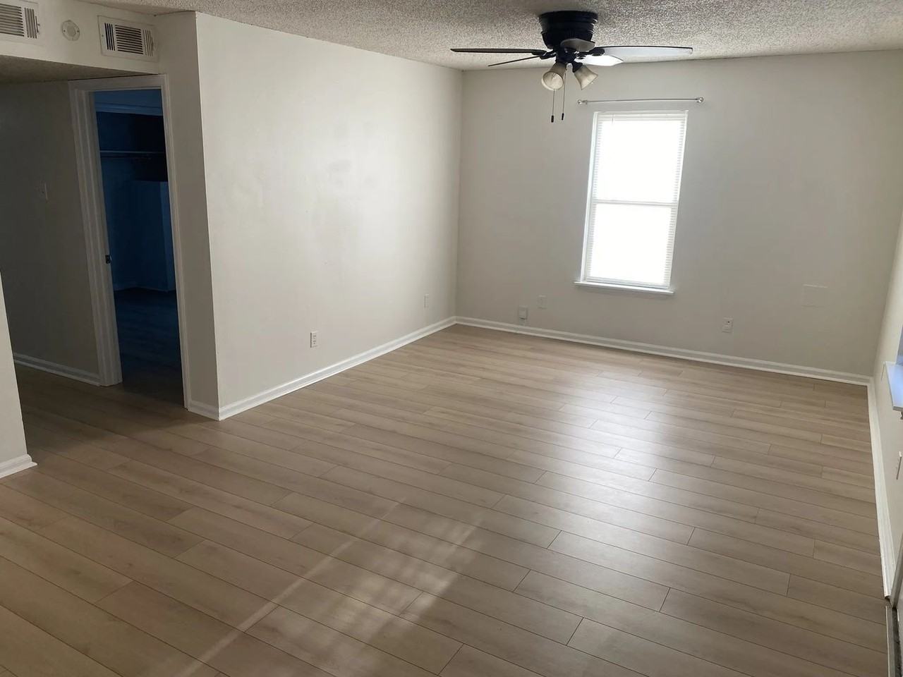 549 California Ave #1 - Photo 3 of 7