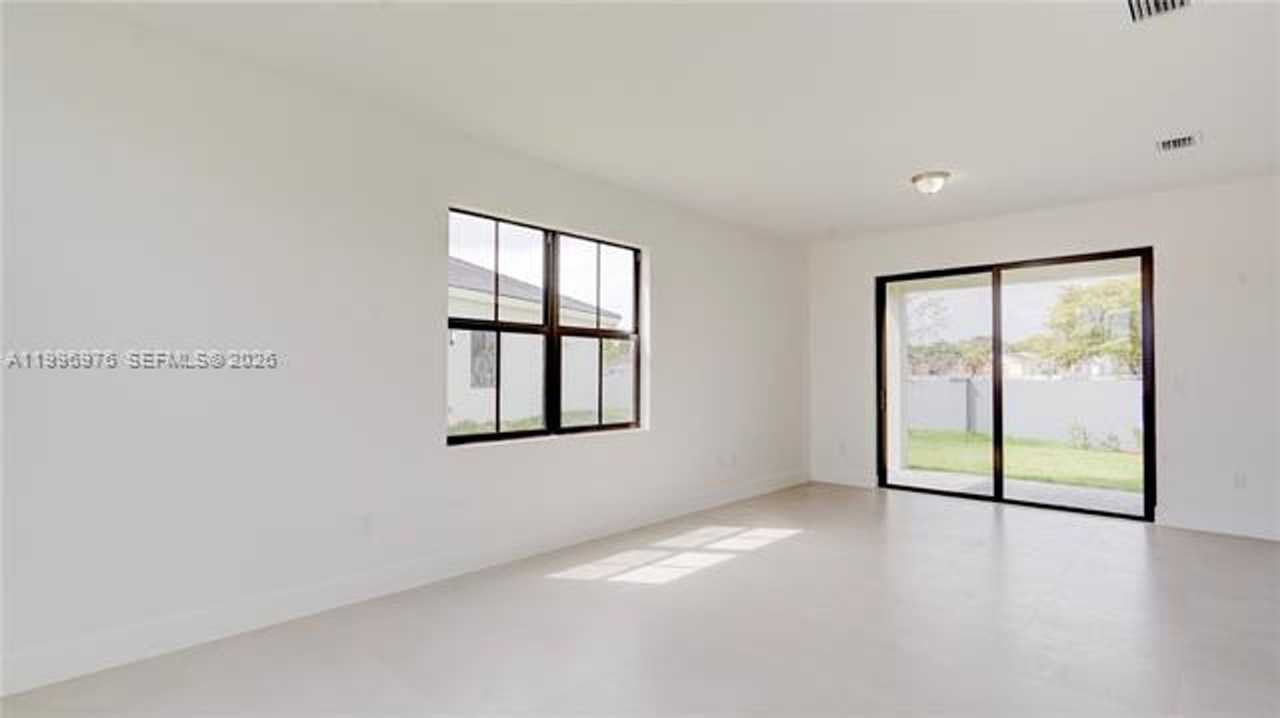 20930 Sw 96th Ct - Photo 7 of 45