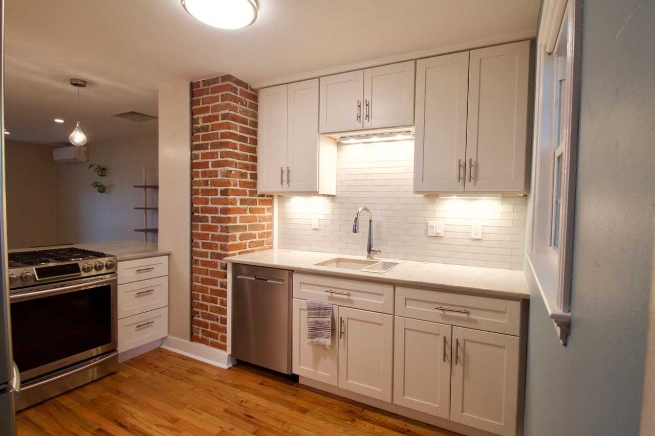 4460 Eliot St - Photo 6 of 26