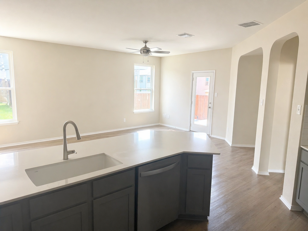 1308 Long Creek Ln - Photo 7 of 32