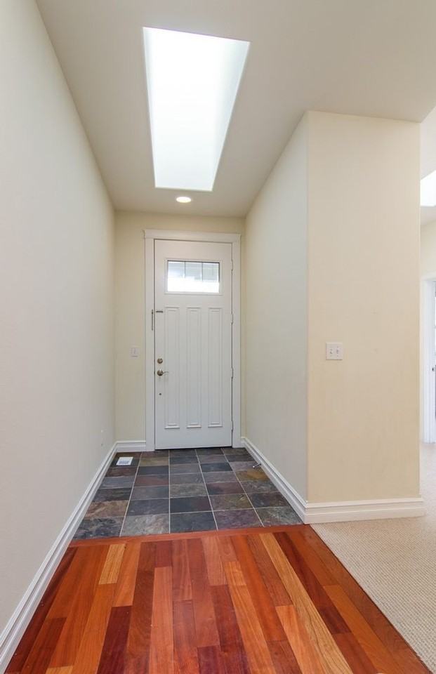 2703 Fir Crest Blvd - Photo 4 of 7