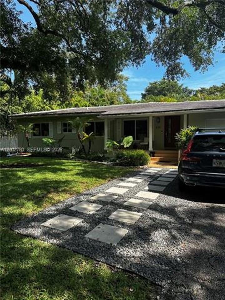 630 San Lorenzo Ave #0 - Photo 2 of 25