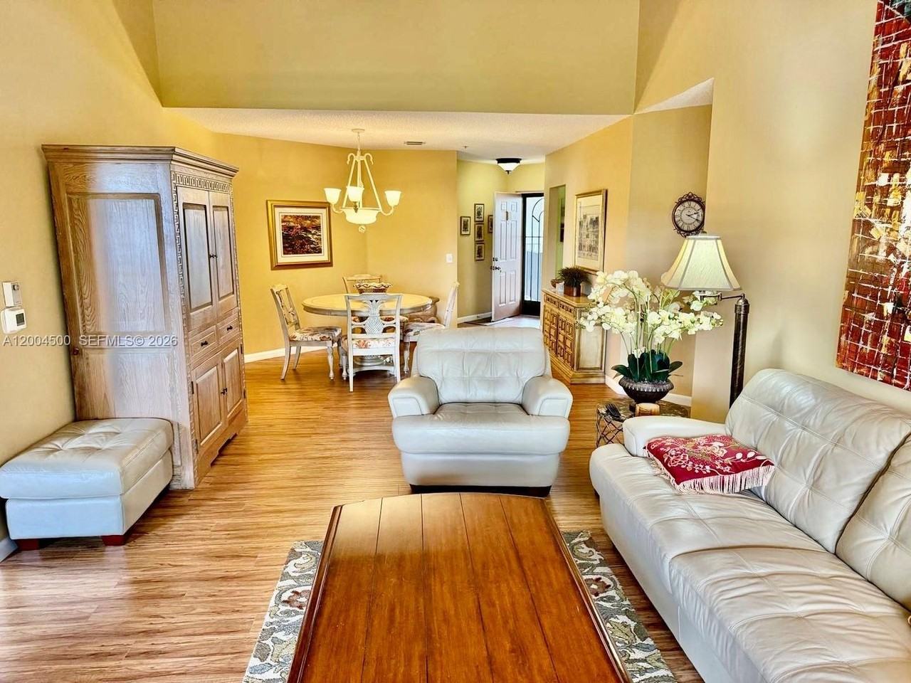 5155 Europa Dr - Photo 4 of 10