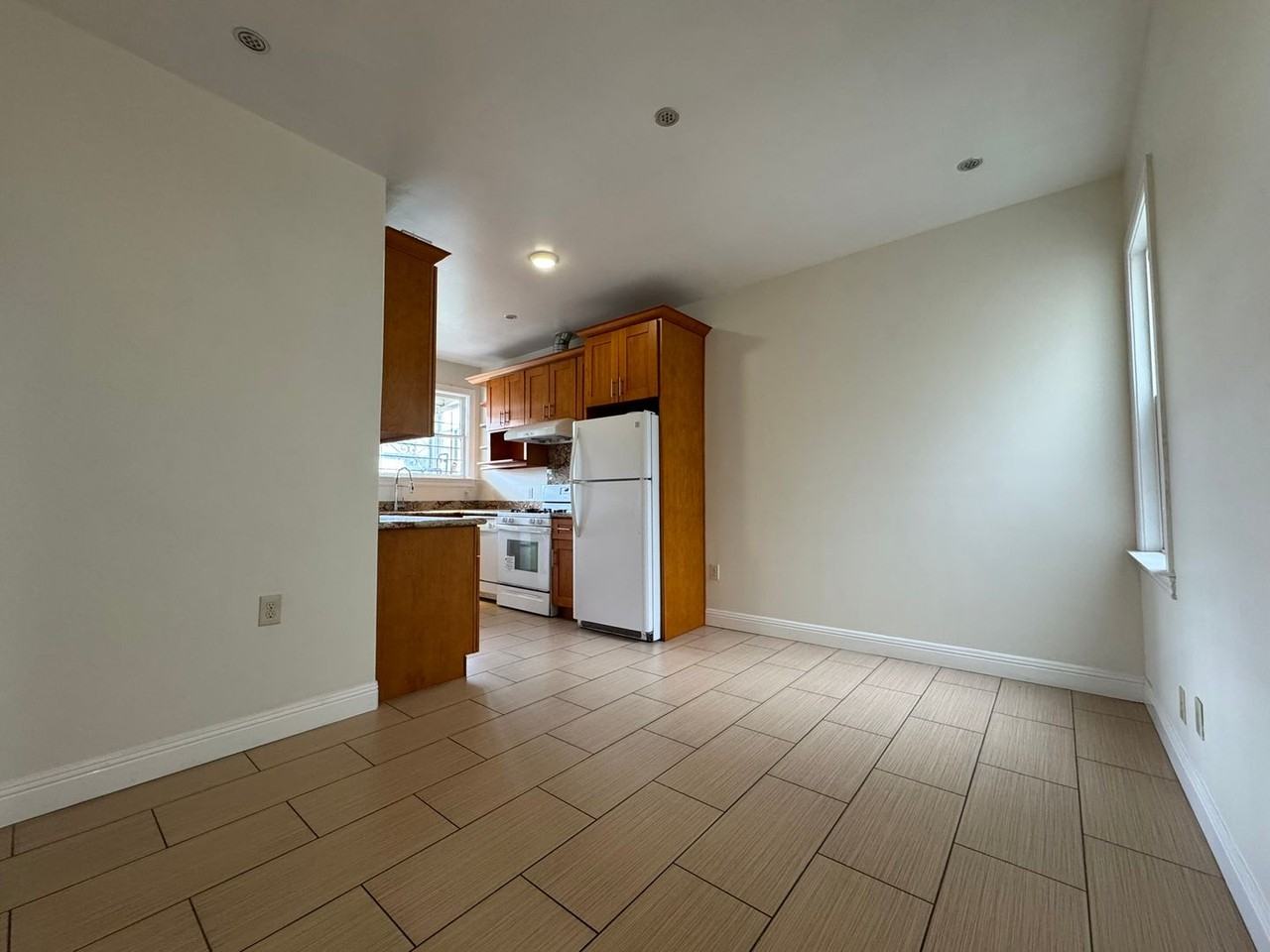 2507 San Bruno Ave #2 - Photo 7 of 9