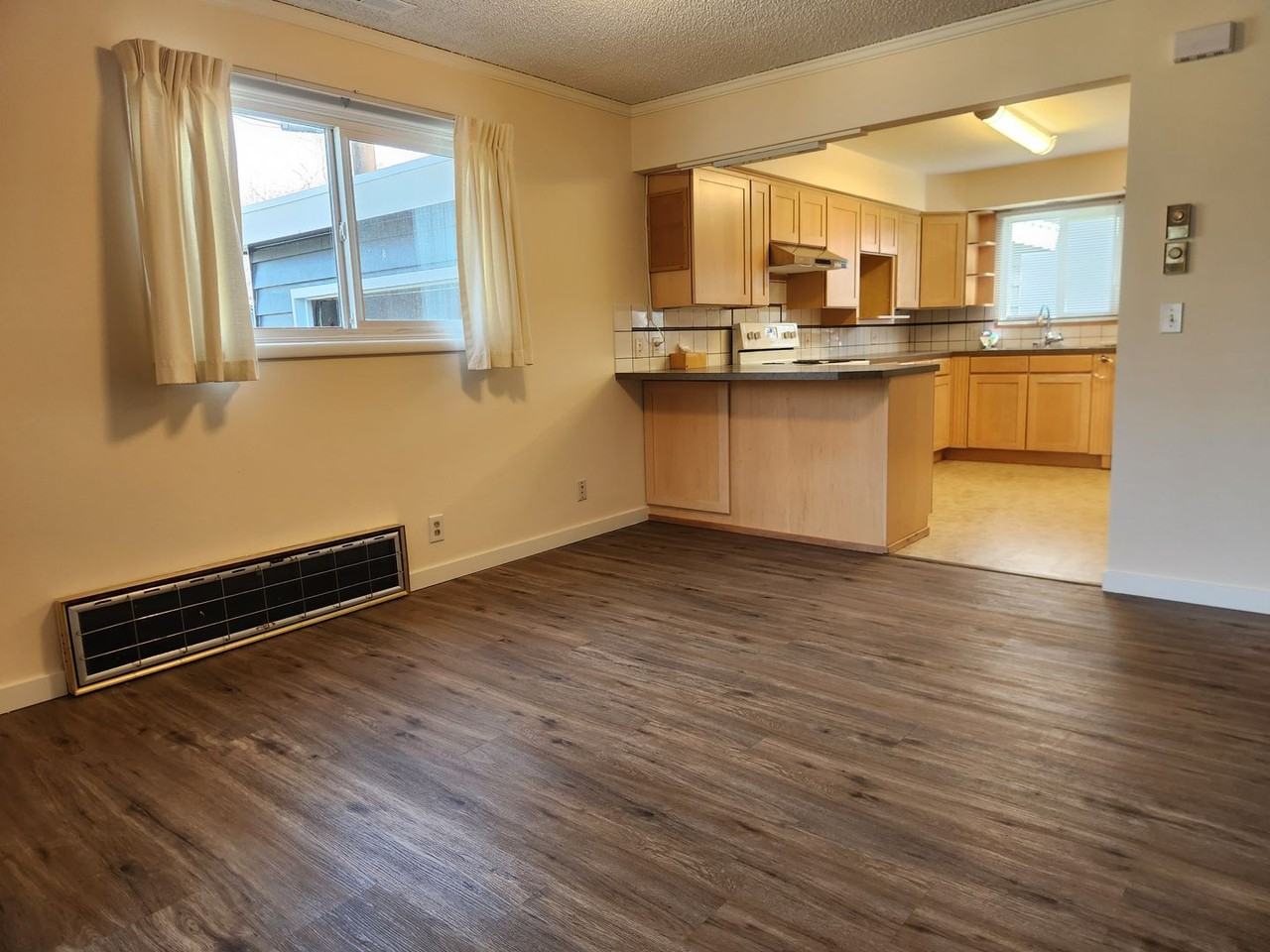 708 Virginia St - Photo 6 of 24