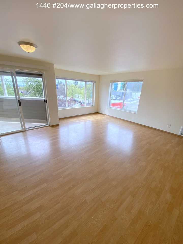 1446 - Photo 5 of 16