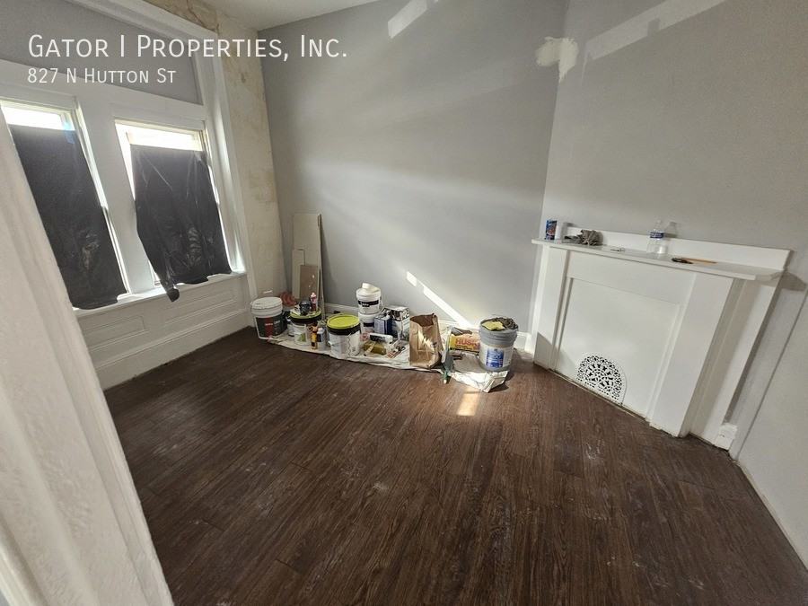 827 N Hutton St - Photo 3 of 5