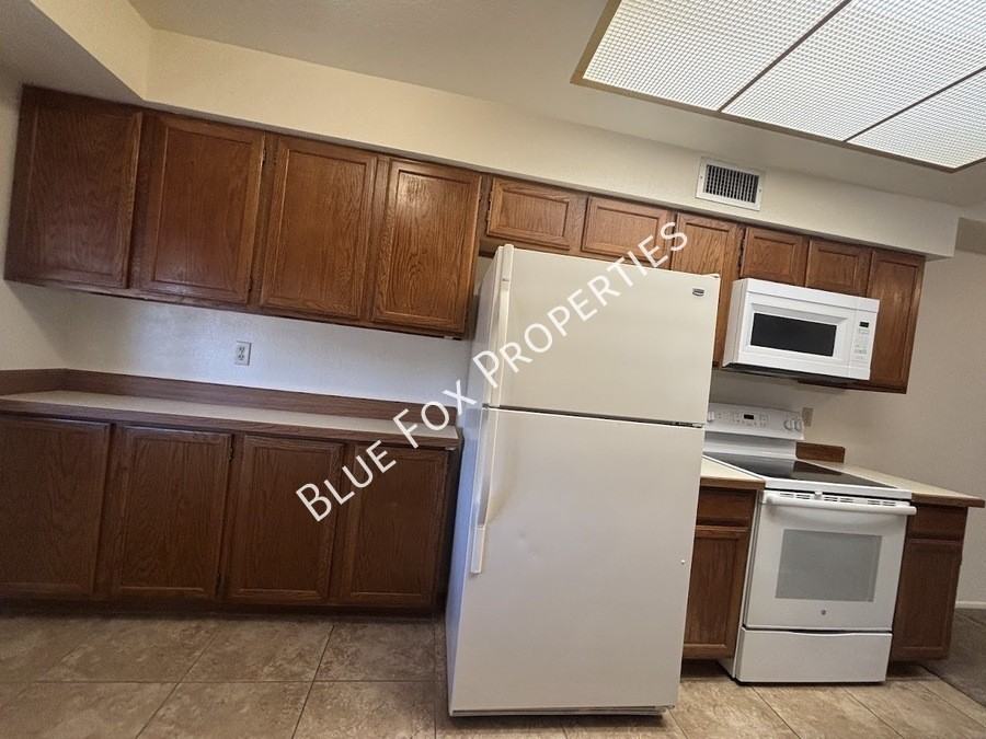 7944 E Colette Cir #133 - Photo 2 of 16