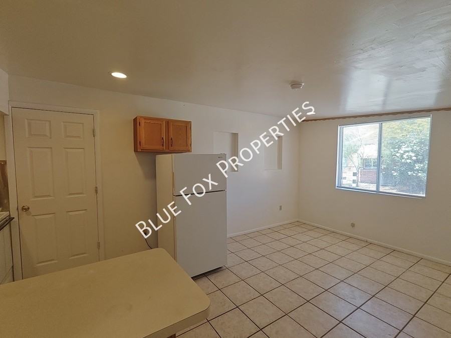 3020 N Park Ave #2 - Photo 7 of 25