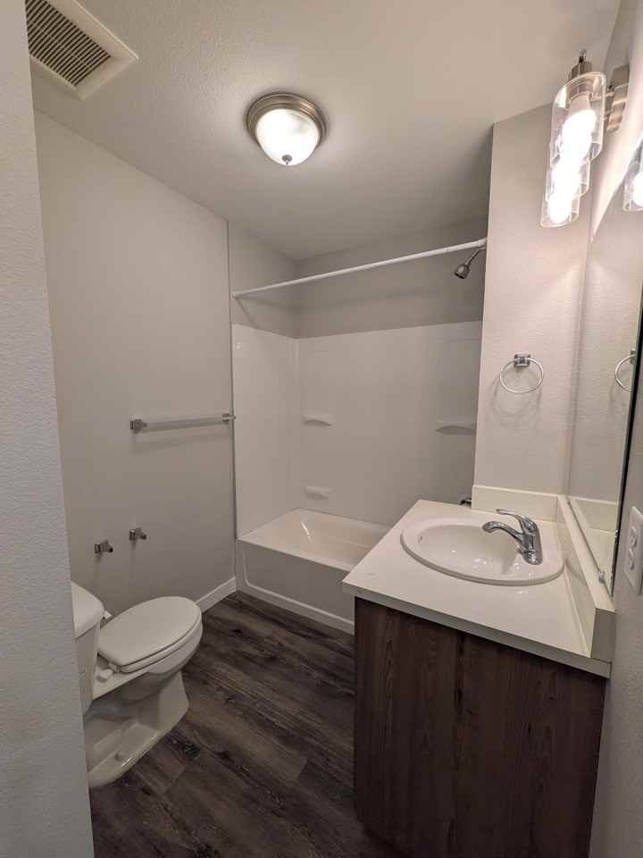 65 South 18th Avenue-A - Photo 4 of 8