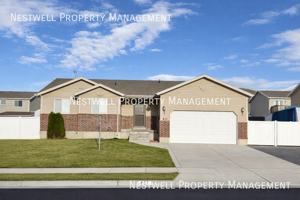 featured image of 837 S 1020 W