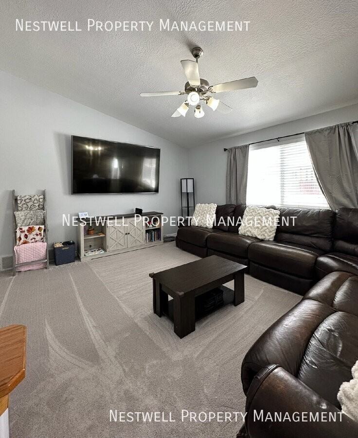 837 S 1020 W - Photo 2 of 22