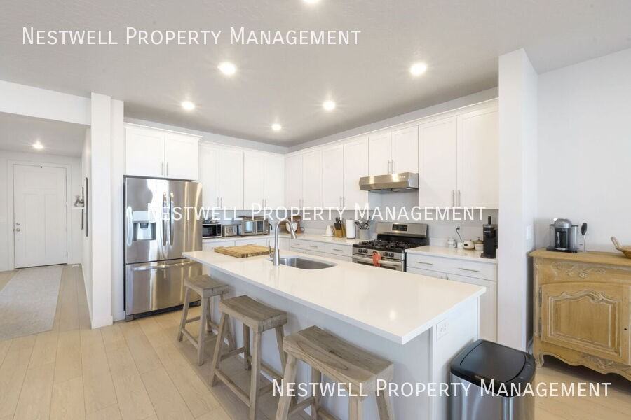 6444 S Eventide Way - Photo 2 of 28