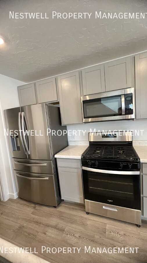 1938 N Blue Iris Ave - Photo 6 of 32