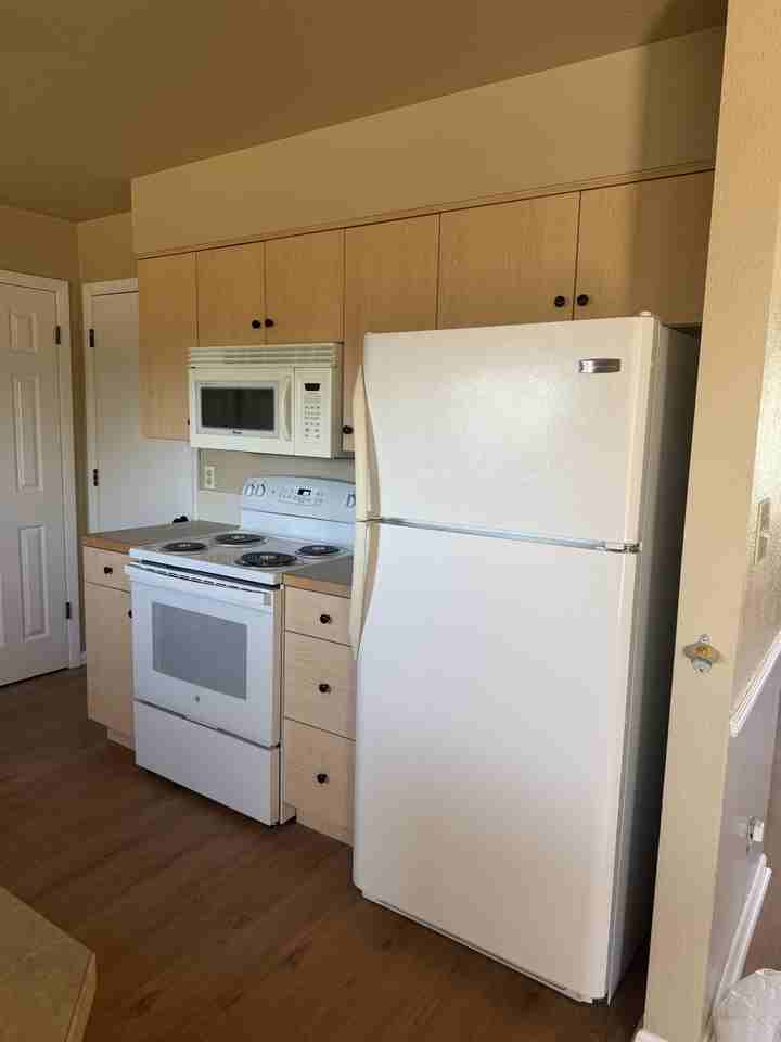 3303 & 3305 East Locust Street - Photo 6 of 17