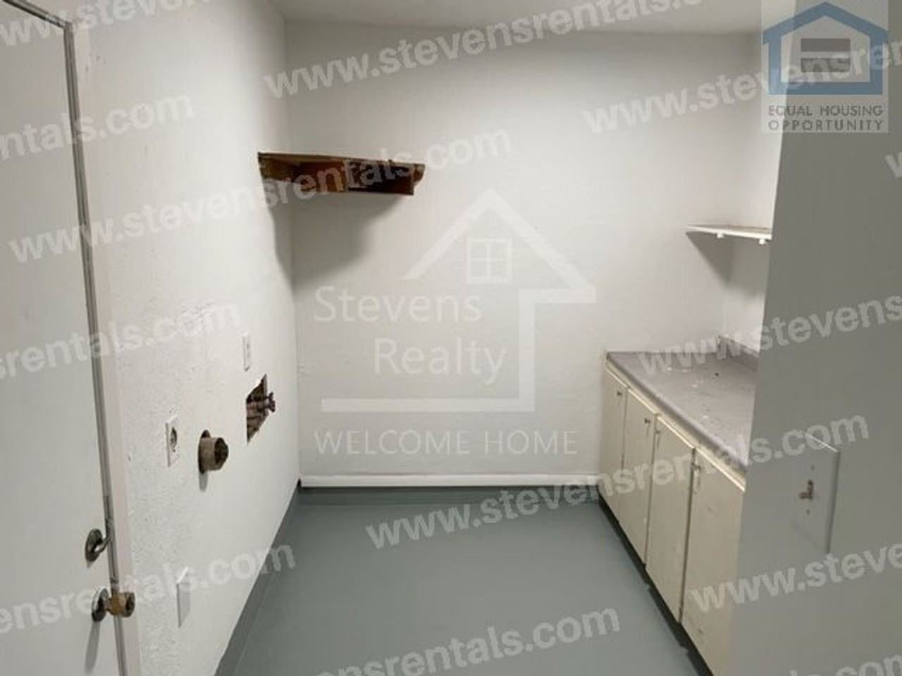 426 Nw Greenmeadow Dr - Photo 6 of 17