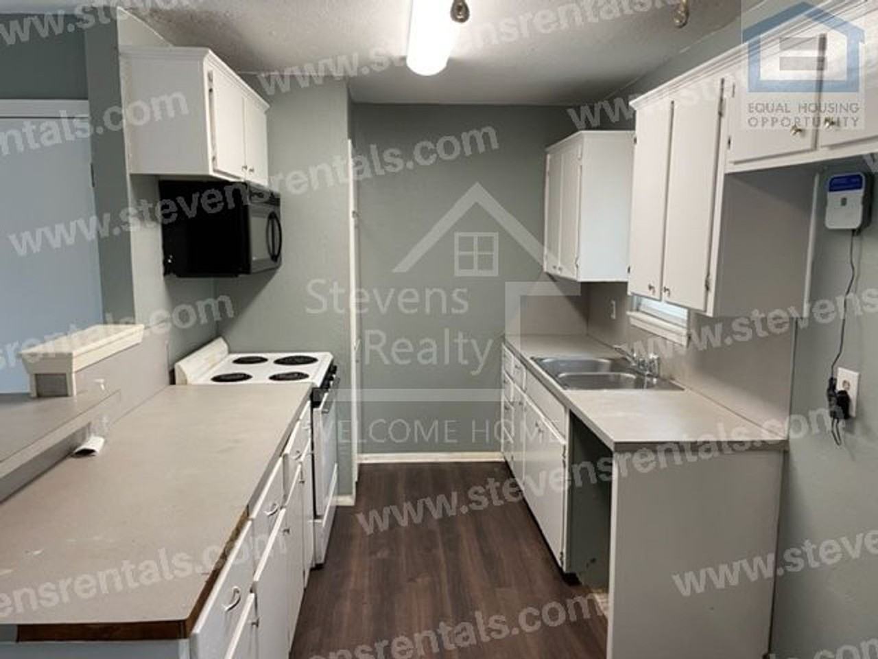 426 Nw Greenmeadow Dr - Photo 7 of 17