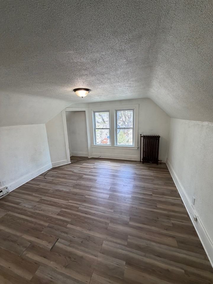 105 Madison Avenue - Photo 2 of 9