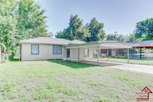 1806 Nw Lincoln Ave - Photo 1 of 1