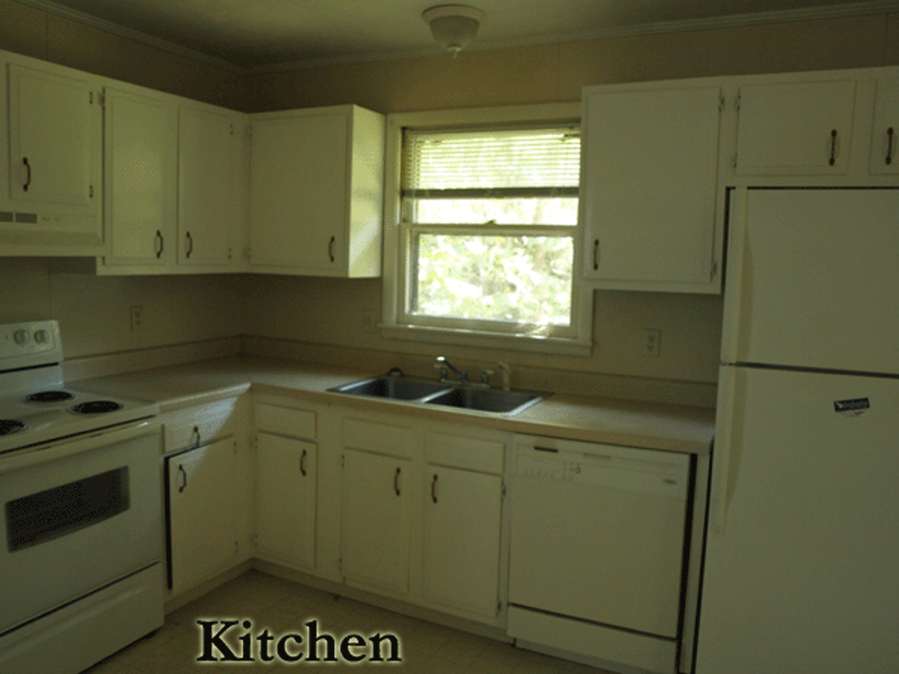 720 Robinson Rd - Photo 6 of 15