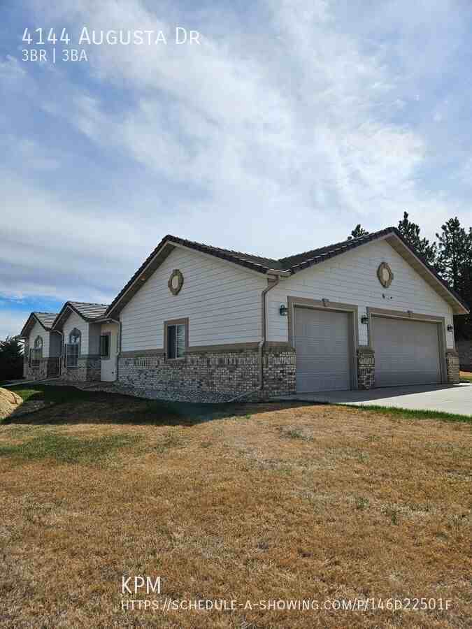 4144 Augusta Dr - Photo 3 of 35