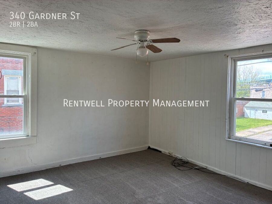 340 Gardner St - Photo 5 of 9