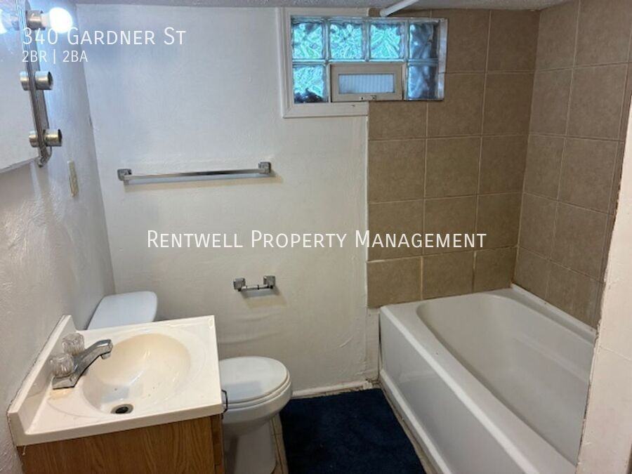 340 Gardner St - Photo 7 of 9