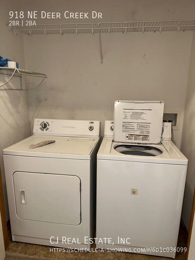 918 Ne Deer Creek Dr - Photo 5 of 7