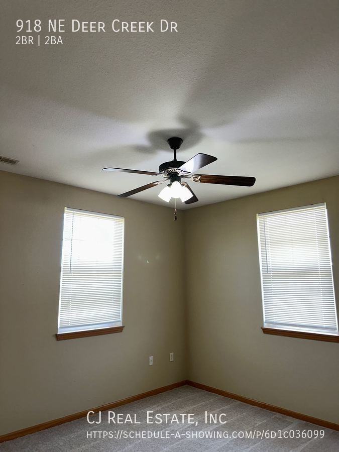 918 Ne Deer Creek Dr - Photo 6 of 7
