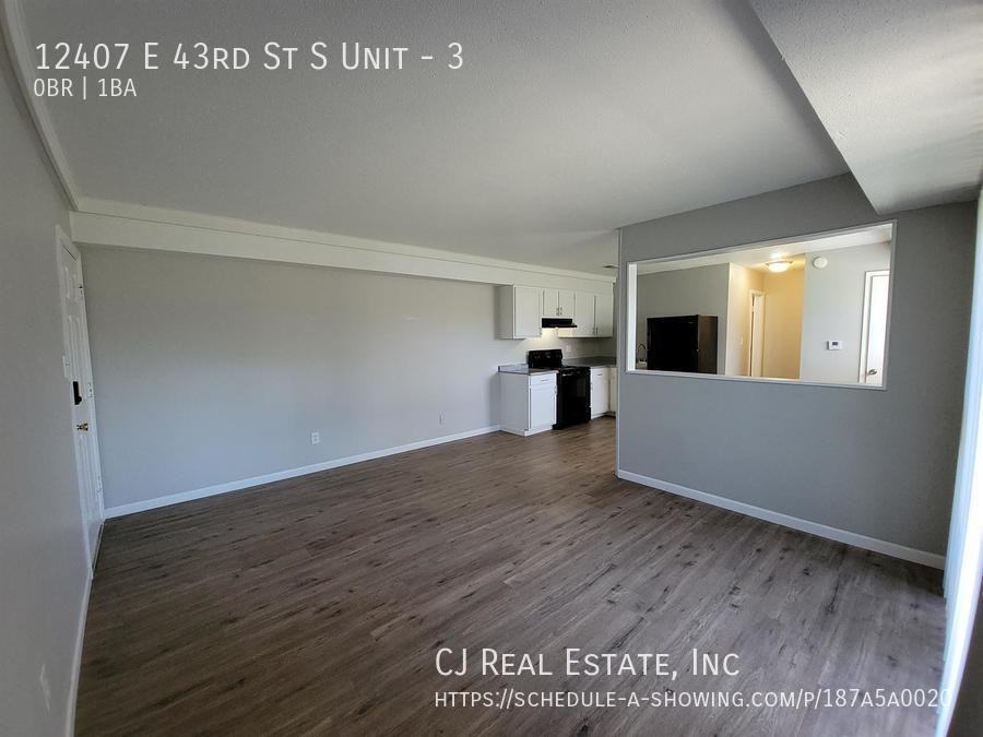 12407 E 43rd St S #3 - Photo 4 of 10