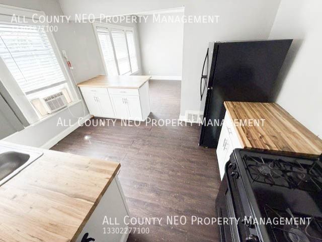 2661 Martin Luther King Jr Dr - Photo 2 of 13