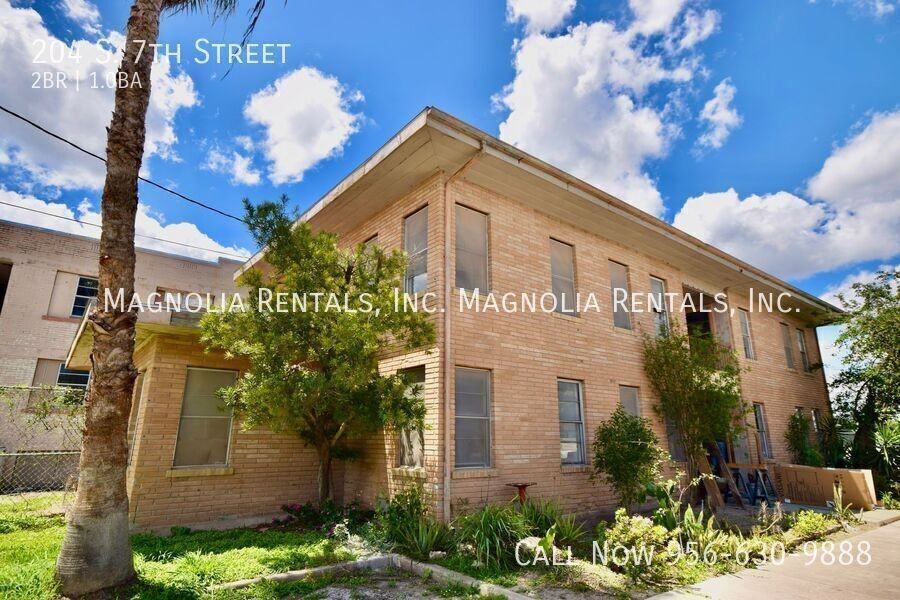 204 S 7th St - Photo 3 of 12