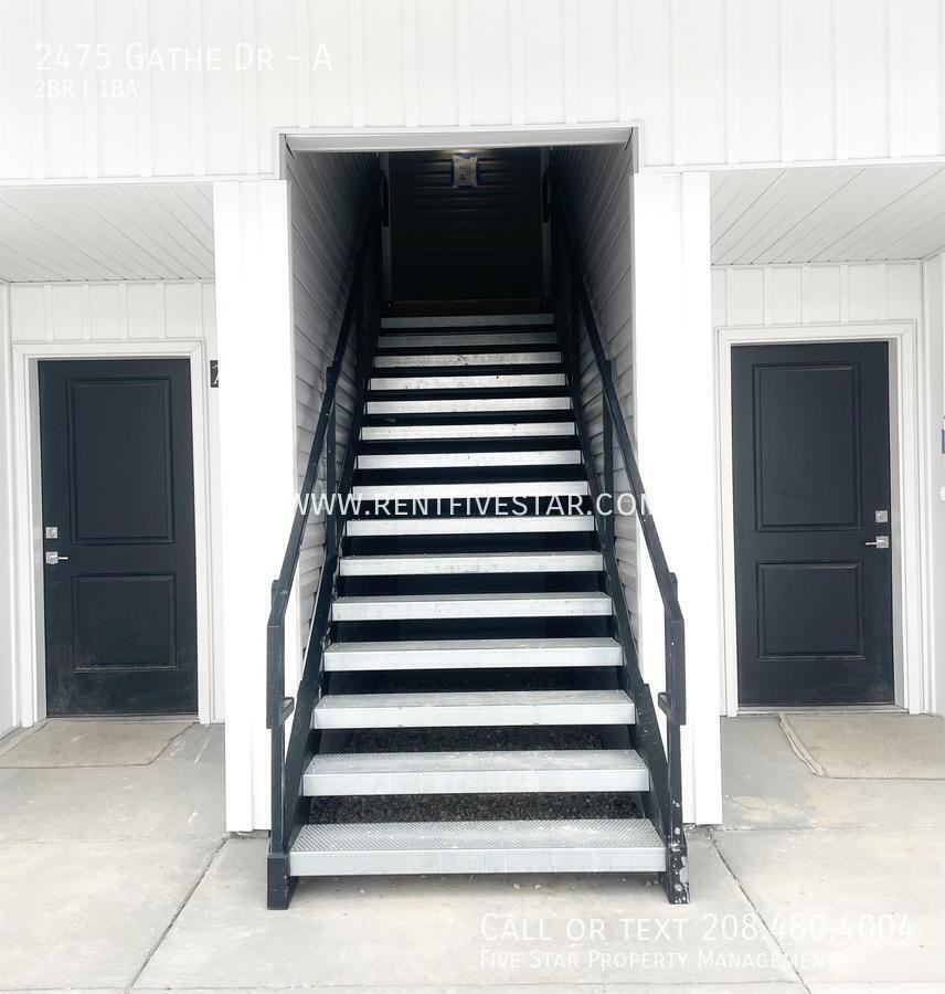 2475 Gathe Dr #A - Photo 3 of 21