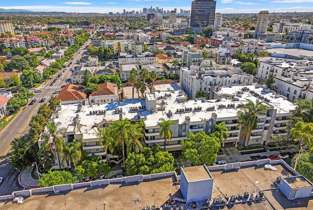 Tiffany Court - Photo 5 of 37