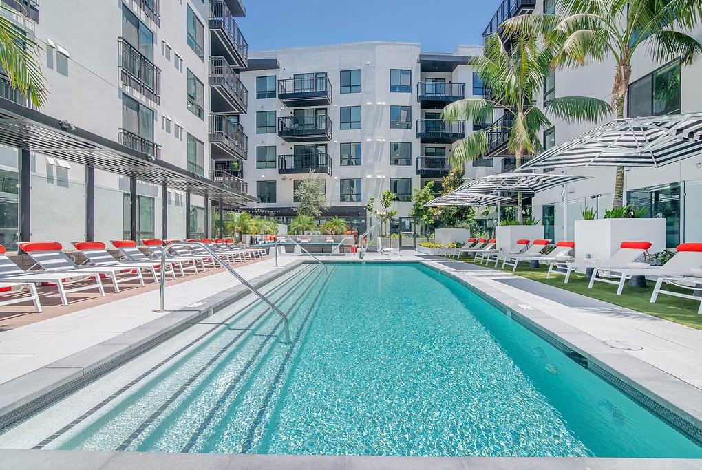 Wallace on Sunset - Photo 2 of 50