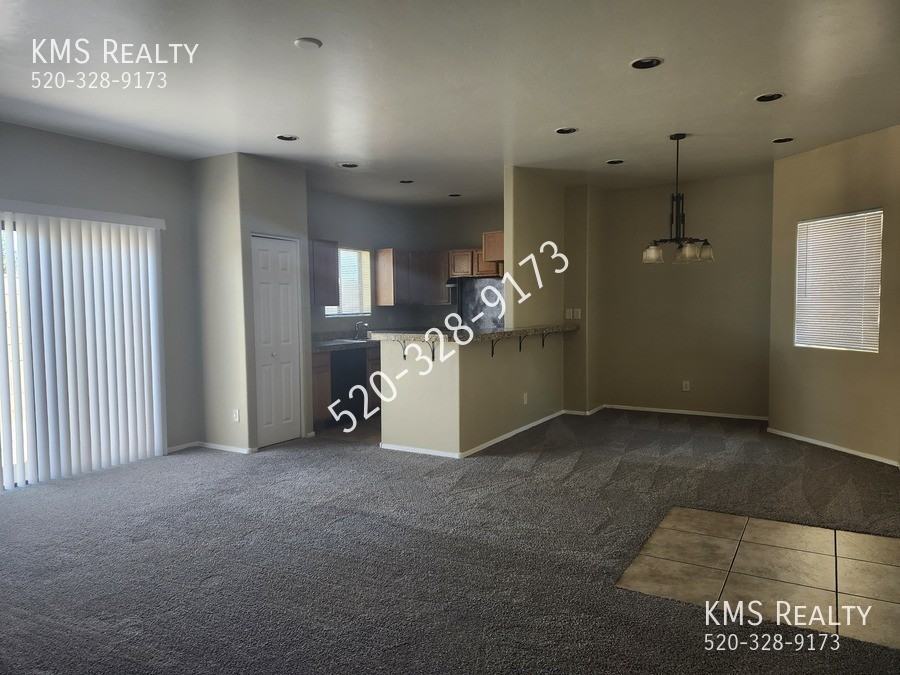 8671 E Placita De Las Tarascas #2 - Photo 3 of 33