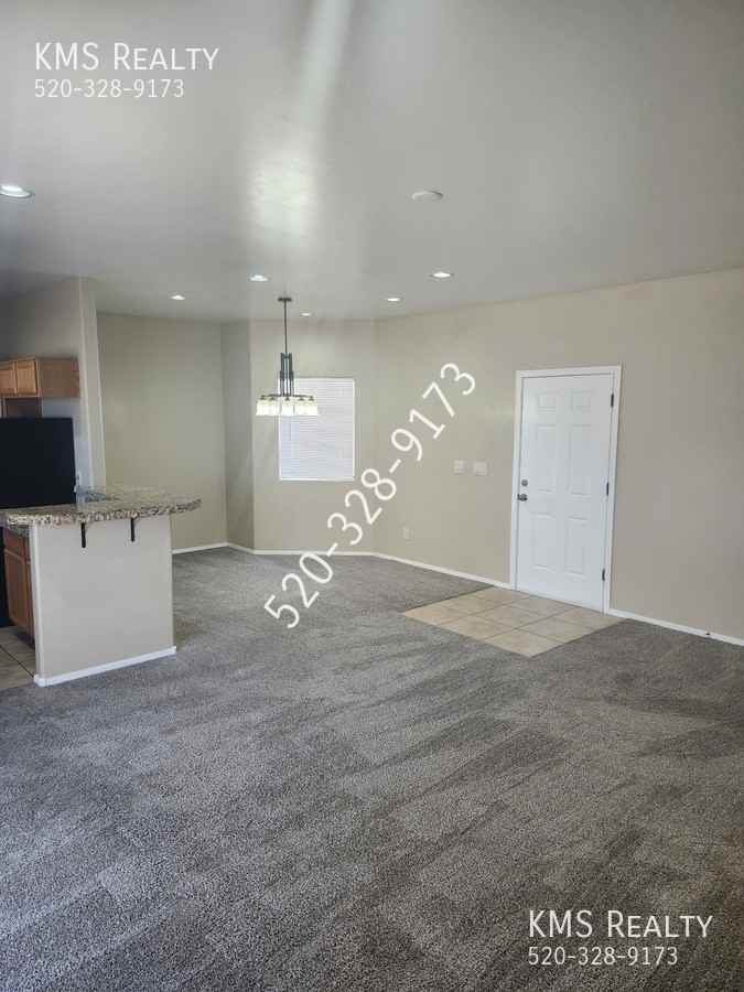 8671 E Placita De Las Tarascas #2 - Photo 7 of 33