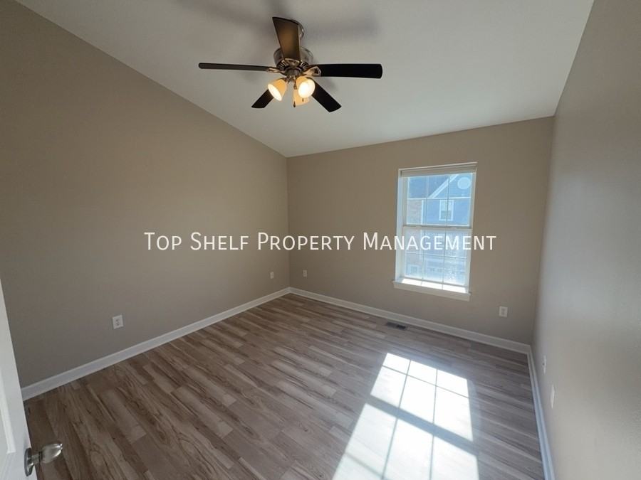 386 Ne Satinwood - Photo 5 of 13