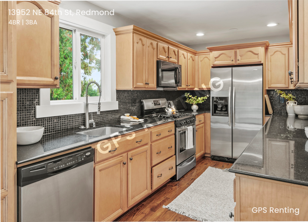 13952 Ne 84th St - Photo 5 of 33