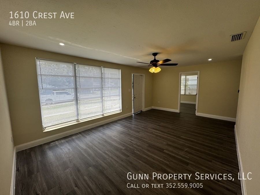 1610 Crest Ave - Photo 4 of 17