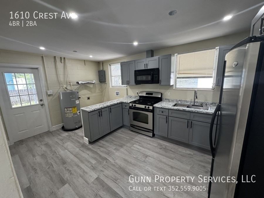 1610 Crest Ave - Photo 5 of 17