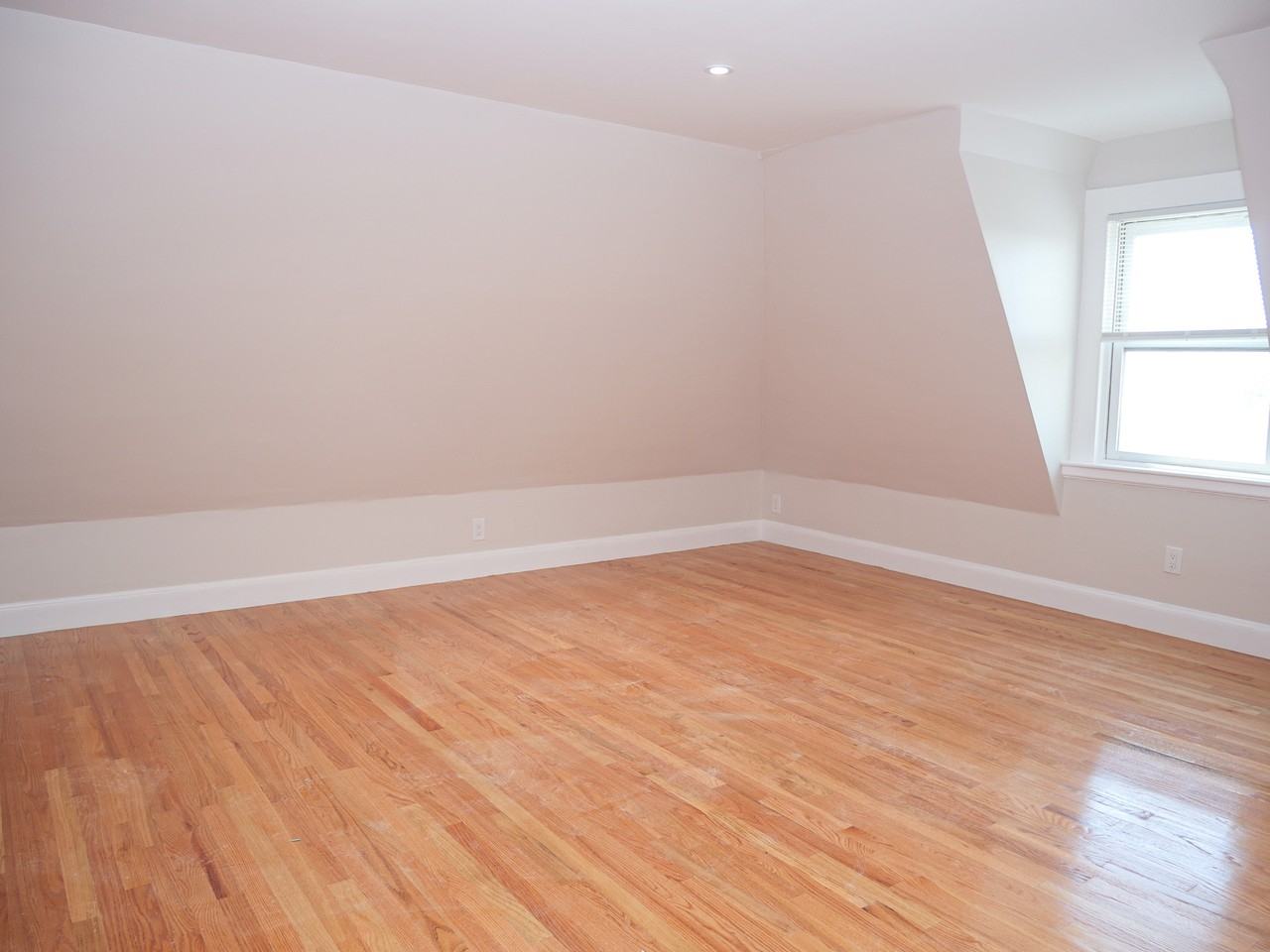 25 Garrison Road - Photo 2 of 8
