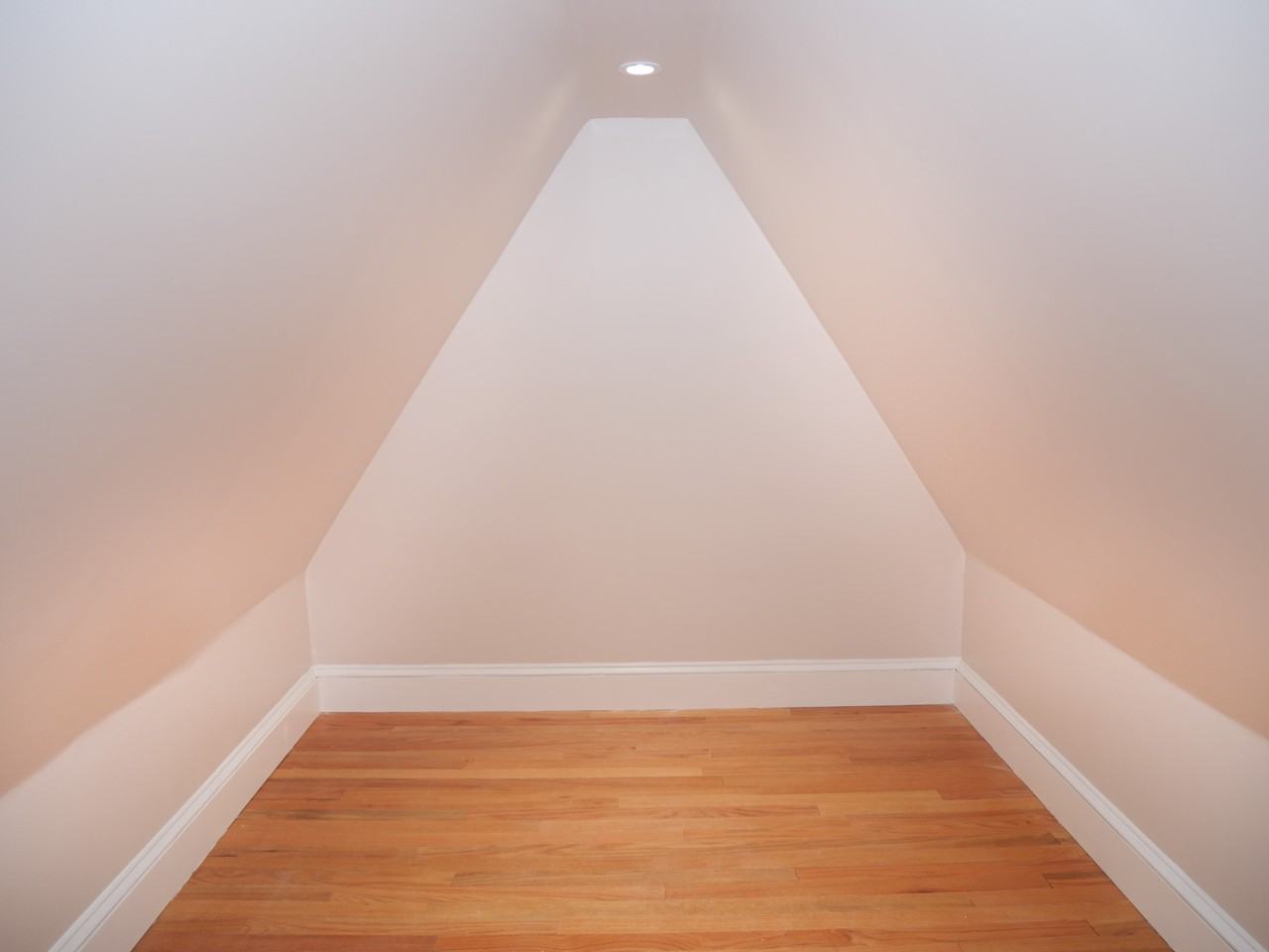 25 Garrison Road - Photo 4 of 8