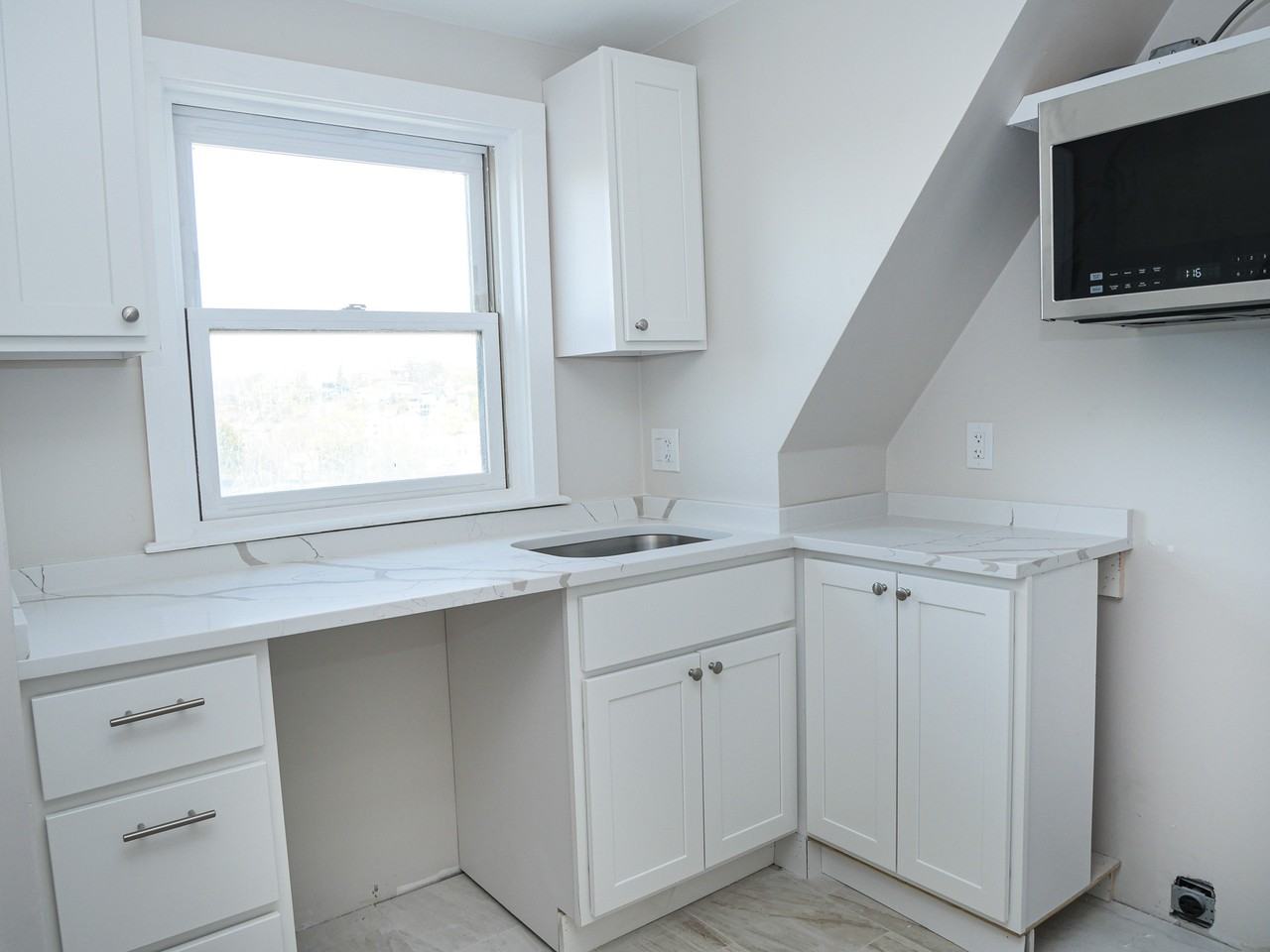 25 Garrison Road - Photo 5 of 8
