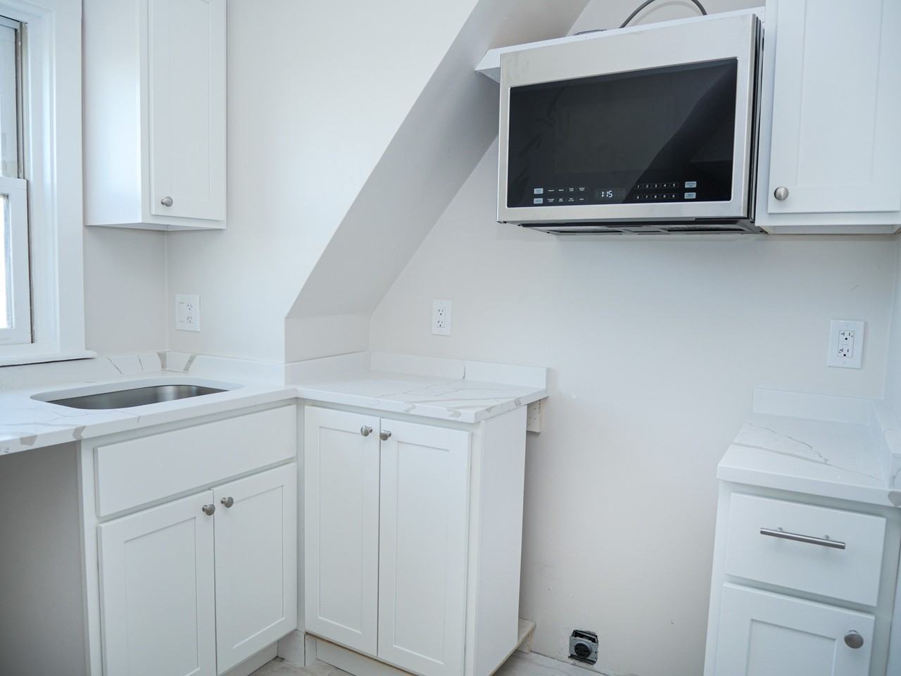 25 Garrison Road - Photo 6 of 8