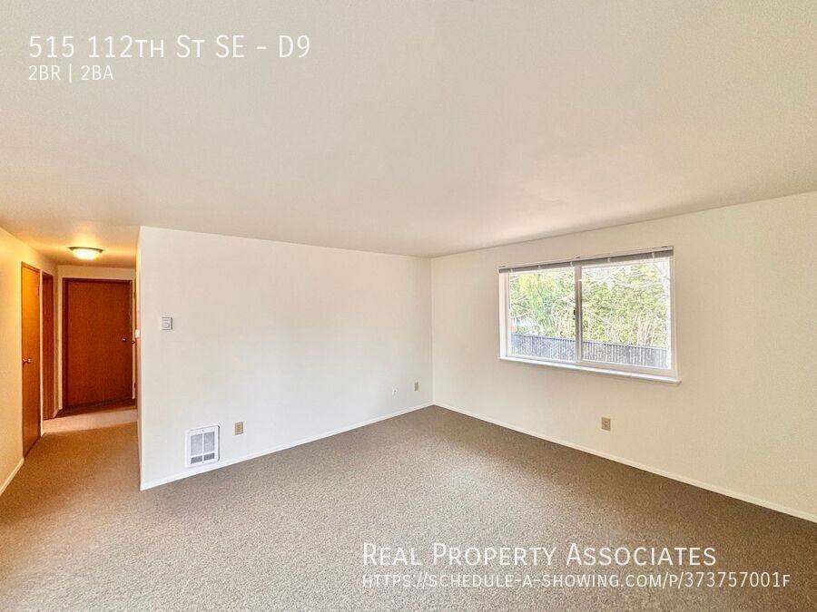 515 112th St Se #D9 - Photo 4 of 24